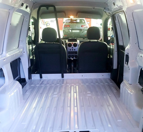 Imagen 7 de 15 de Plan Citroen Berlingo Furgón 1.6 Vti 0km Darc