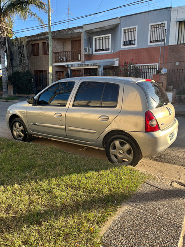 Renault Clio 1.6 Privilege