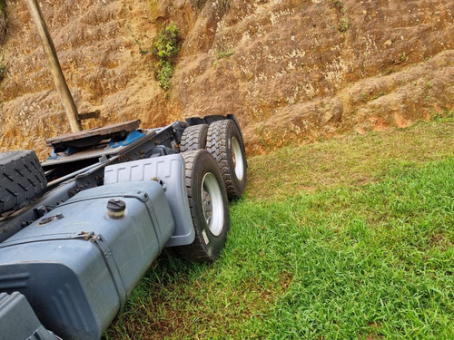 Imagem 13 de 15 de Scania G 440 6x4 Ano 2015/2015 Com Freio Retarder Traçado