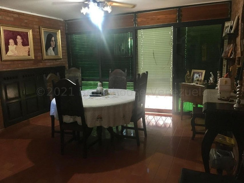 Imagen 4 de 16 de Quinta En Venta Prados Del Este Mls #21-18072