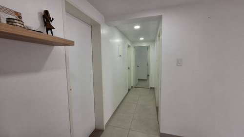 Casa Impecable En Venta En El Trigal Sur Calle Cerrada, Dj