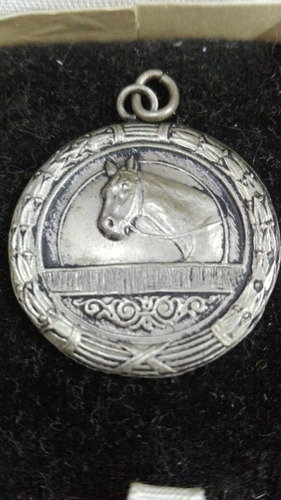Medalla Antigua C/ Caballo