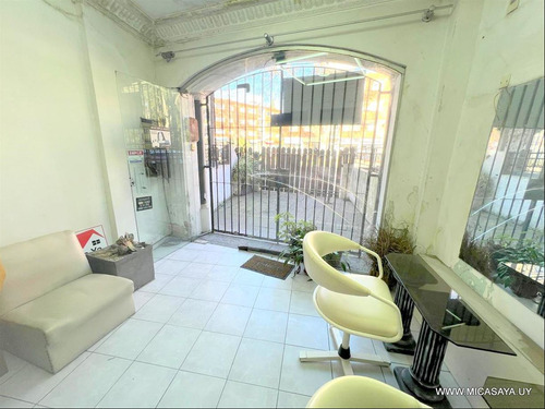 Venta O Permuta Casa En 8 De Octubre, 3 Dormitorios