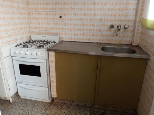 Imagen 4 de 24 de Ph En 1er Piso , Por Escalera Con Patio Y Terraza Propia .