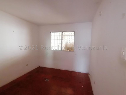 Imagen 18 de 30 de Se Vende Casa En Prados Del Golf Rah: 22-6236