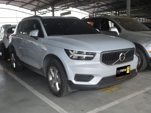 Volvo XC40 2.0 D4 Awd Momentum