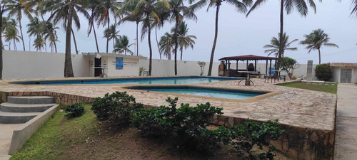 Apartamento Frente A La Playa