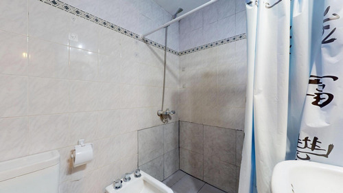 65 Entre 28 Y 29 La Plata - Departamento De Dos Dormitorios Con Cochera En Venta