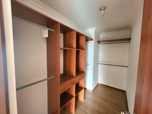 Apartamento En Venta En Los Balsos. Cod V11997