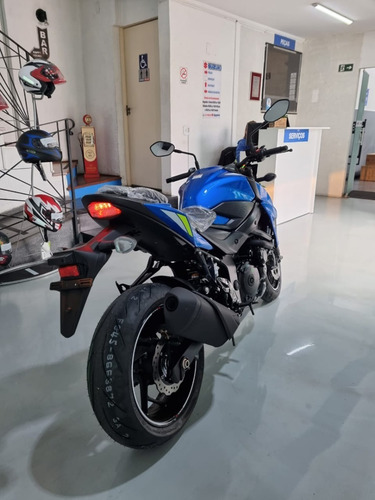 Imagem 9 de 13 de Gsx-s 750 Za 0km