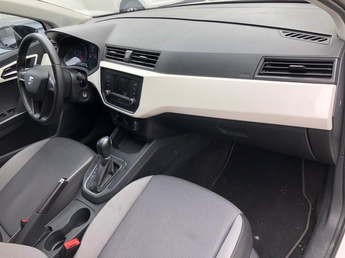Imagen 7 de 15 de Seat Ibiza Style Automaitco
