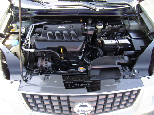 Nissan Sentra At 2.0