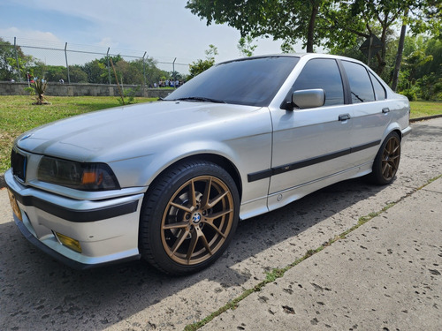 BMW Serie 3 2.5 325i E36