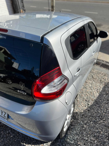 Imagen 9 de 21 de Fiat Mobi 2016 1.0 Easy