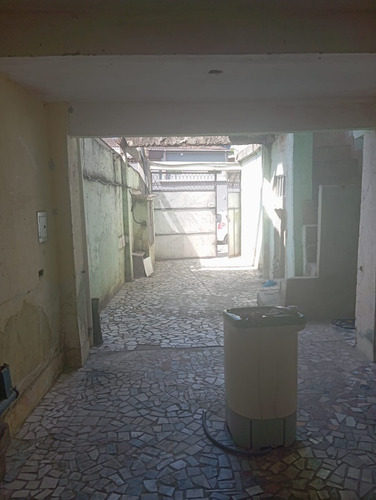 Terreno Com Duas Casas E Duas Lojas