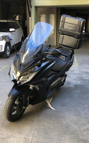 Imagen 2 de 18 de Kymco Ak 550