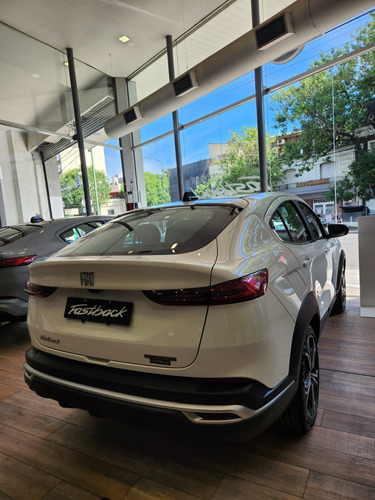 Fiat FASTBACK 1.3 T270 At6