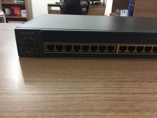 Switch Cisco Catalyst 2950 10/100 24p