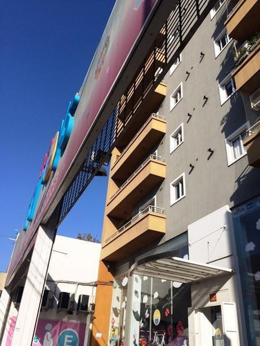 Departamento En Venta En Lomas De Zamora, G.b.a. Zona Sur, Argentina
