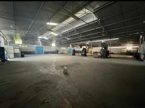 Mt Venta De Galpón En La Zona Industrial La Quizanda