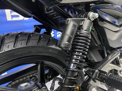 Imagen 12 de 22 de Bajaj Pulsar 180 Fi 2023