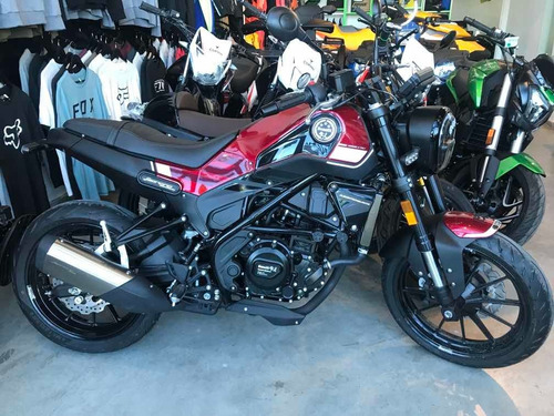 Imagen 9 de 19 de Benelli Leoncino 250