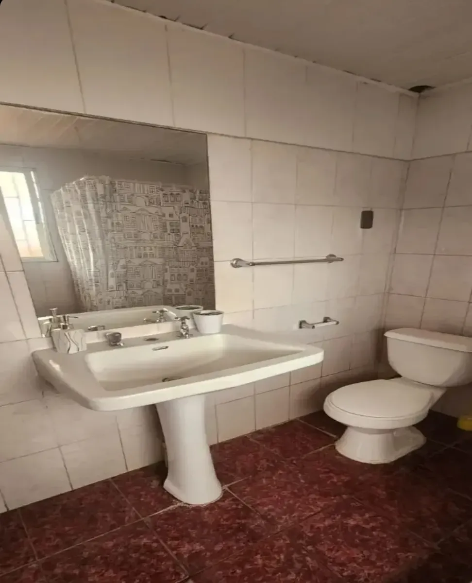 Imagen 5 de 14 de Casa En Venta-amplia Y Funcional Con Excelente Potencial