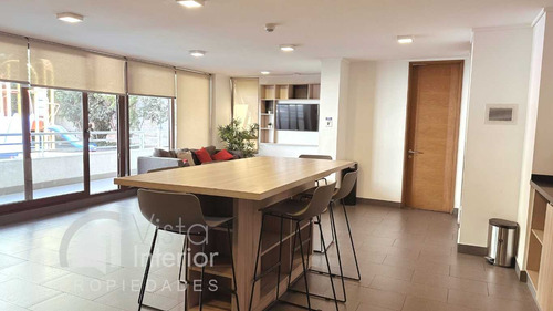 Cómodo Departamento En Edificio Moderno (79418)