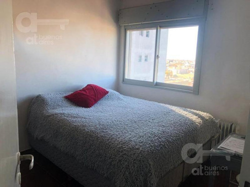 Departamento 2 Ambientes Con Balcón - Mataderos