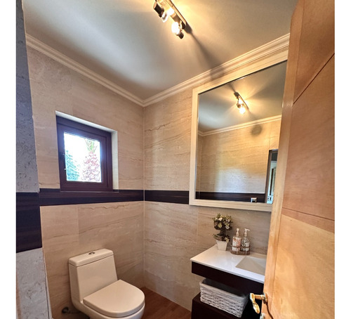 Las Fuente, Calera T. 5d, 2 Suite, 6 Baños, Piscina, Quincho