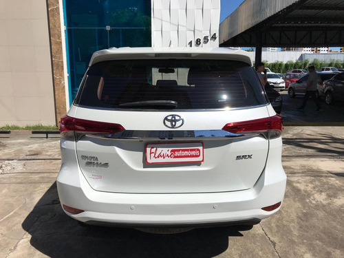 Toyota Hilux Sw4 2.8 Srx 4x4 7 Lugares 16v Turbo