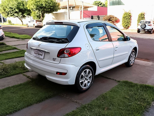 Imagem 15 de 15 de Peugeot 207 1.4 Xr 8v