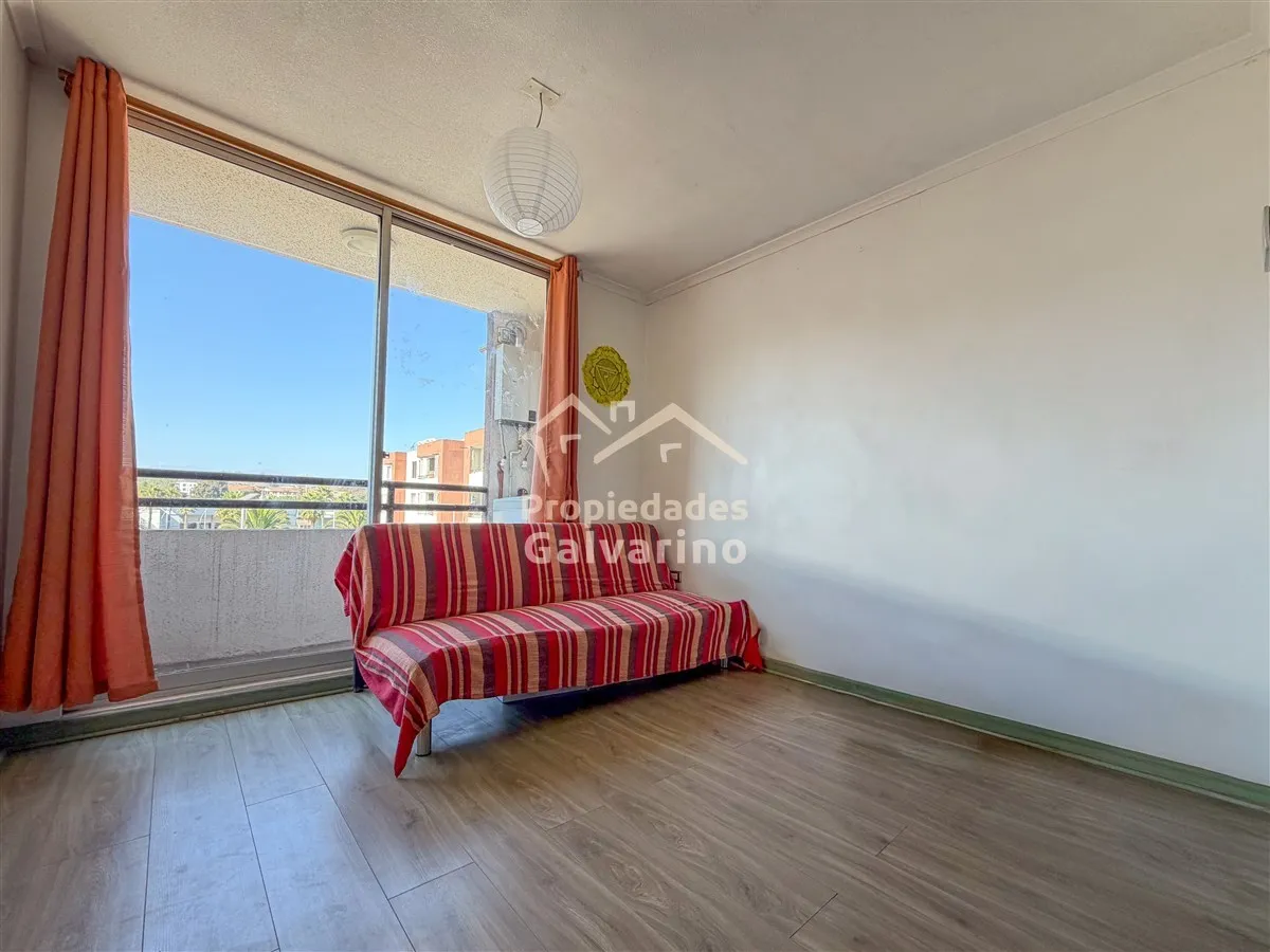 Imagen 4 de 14 de Departamento En Venta Con Buena Ubicación En La Serena