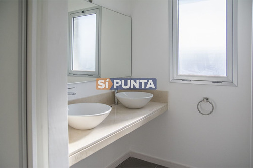 Imagen 25 de 30 de Departamento En Venta, 3 Dormitorios, En Edificio Pampas.