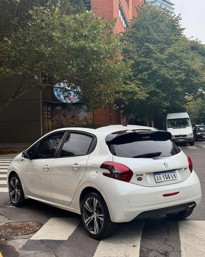 Peugeot 208 1.6 Gt