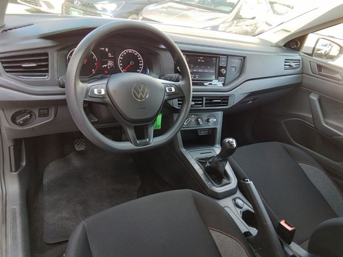 Volkswagen Polo 1.0 MPI MANUAL