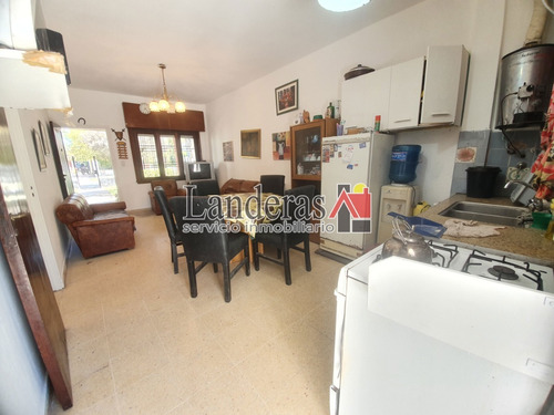 Imagen 11 de 30 de Bonita Casa 5 Amb. - Lote Propio De 10 X 40 - Excelente Ubicación