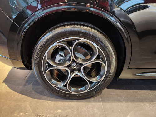 Alfa Romeo Stelvio 2.0 280cv At Q4 Veloce