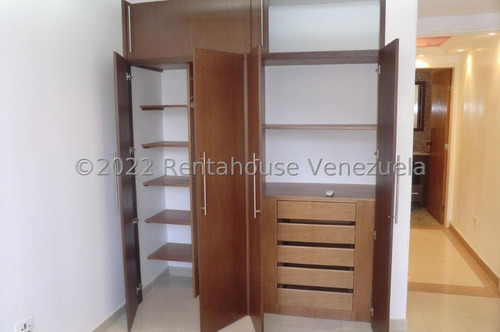 Imagen 13 de 16 de Mls#23-18460. Se Alquila Apartamento En La Urb. Las Haciendas Del Encantado Humbolt En Macaracuay. A.a