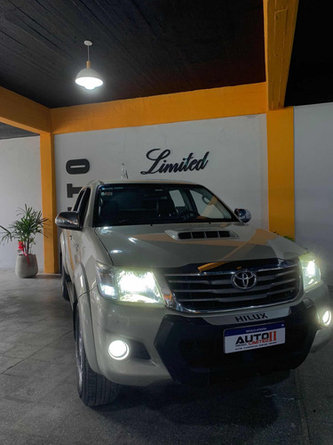 Toyota Hilux 3.0 Cd Srv Cuero I 171cv 4x4 4at