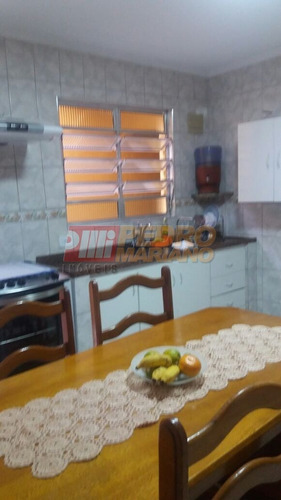 Sobrado No Bairro Taboao Em Sao Bernardo Do Campo Com 04 Dormitorios - V-28227
