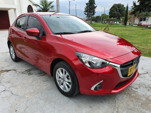 Mazda 2 2018 1.5 Touring Unico Dueño