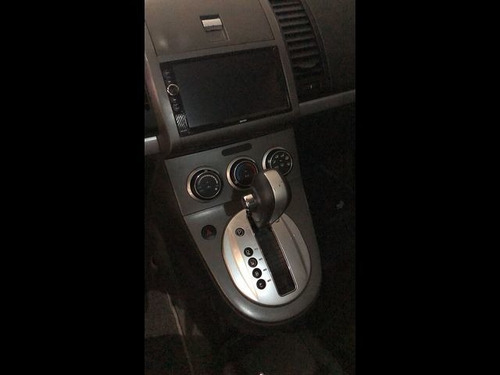 Imagem 6 de 8 de Nissan Sentra 2.0 S Automatico 2010