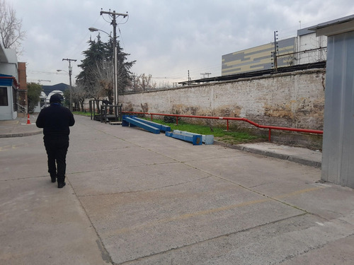 Jose Ananias / Marathon/ 1200 Metros De Bodega Y Oficinas