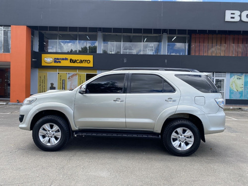Imagen 6 de 25 de Toyota Fortuner Sr5 2015