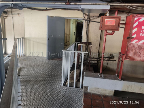 Imagen 13 de 14 de Ls Vende Local Comercial Ccct 22-5930
