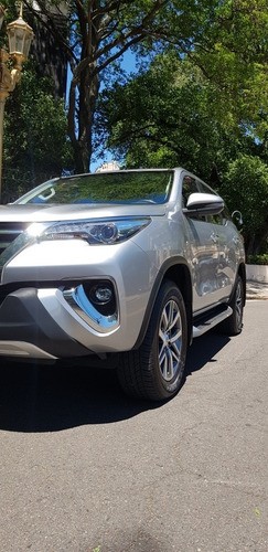 Toyota Sw4 2.8 Srx 177c Mt 4x4 7as 2018
