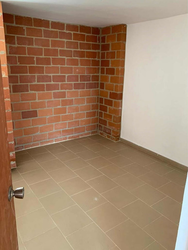 Imagen 8 de 8 de Apartamento En Alquiler- Catia La Mar