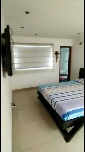 Imagen 7 de 15 de Casa En Venta En Envigado