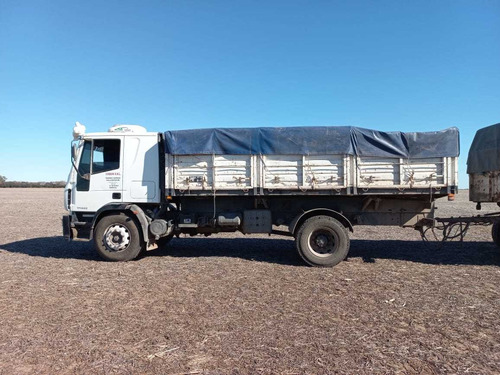 Imagen 4 de 12 de Acoplado Bi Vuelco Y Caja Bi Vuelco Ombú. Excelente Estado